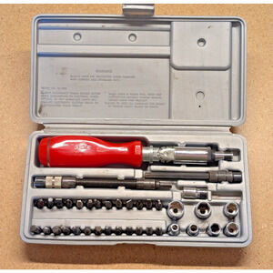 Vintage Sunex Ratchet Handle Screwdriver Bit Set 9739 Red Handle Angled Taiwan